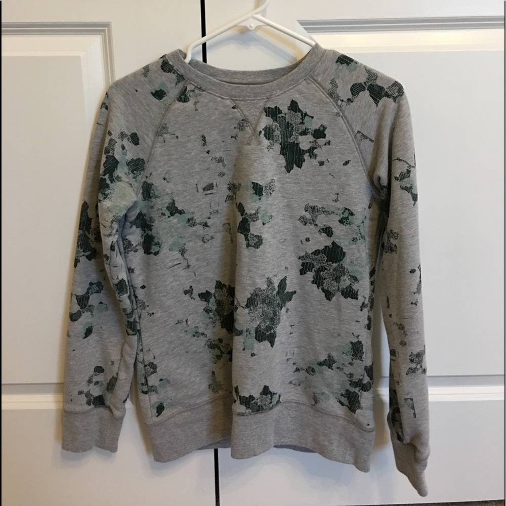 Sweatshirt (NEVER WORN)